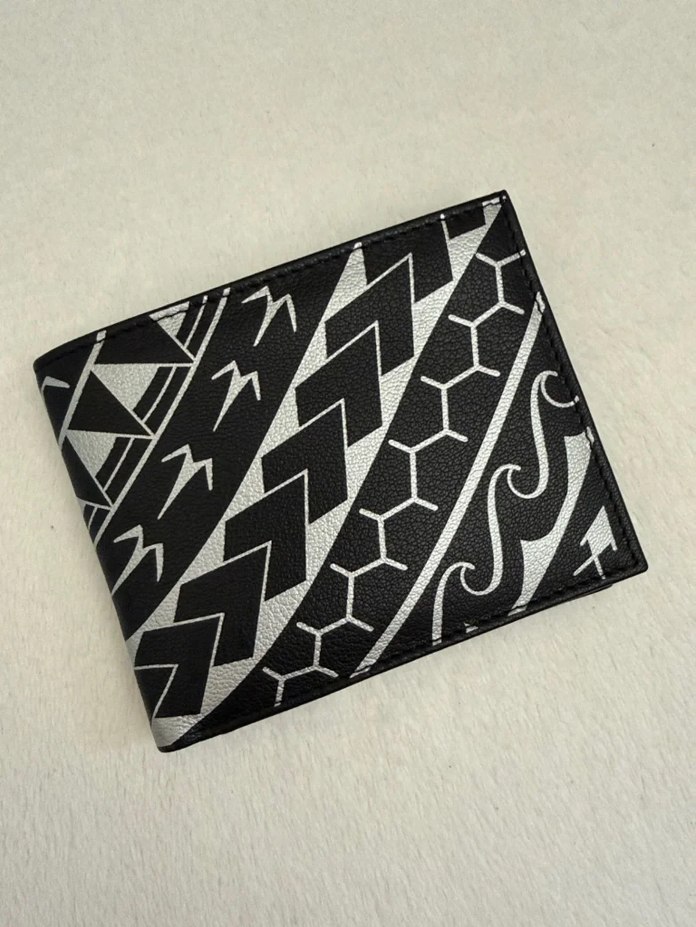 {NWOT} Nakoa | Polynesian Tattoo Art Bifold Leather Wallet Manu by Eugene Ta'ase